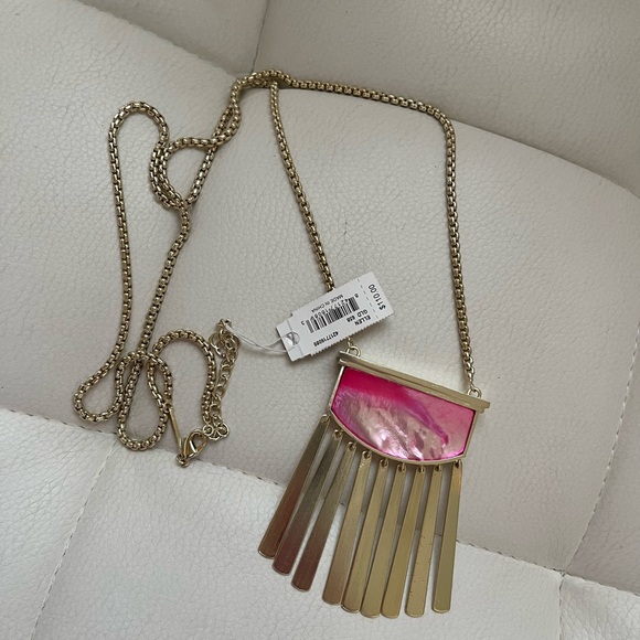 NWT! KENDRA SCOTT • Magenta Ellen Long Fringe Necklace!